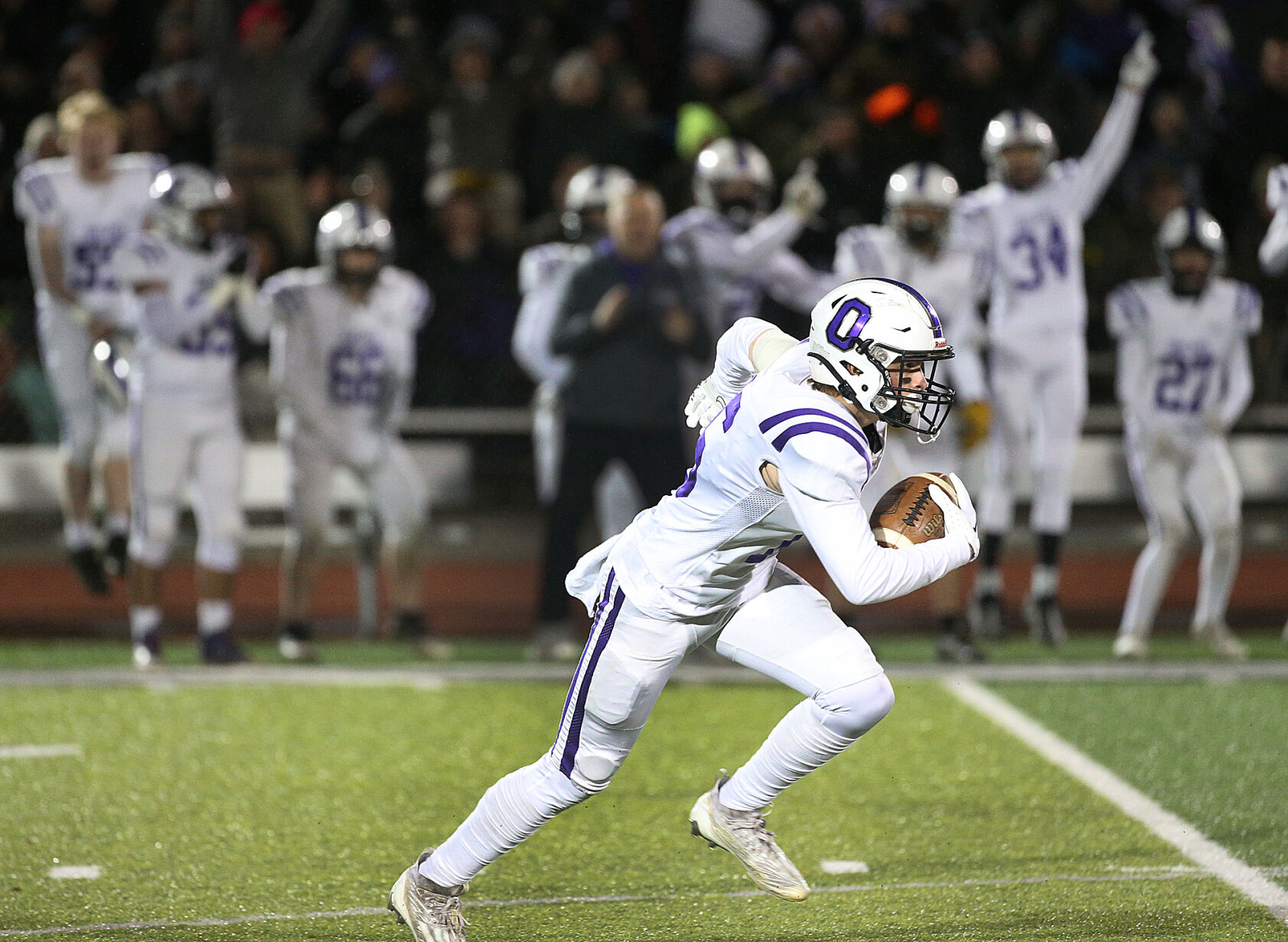 Onalaska vs West Salem, Nov. 11